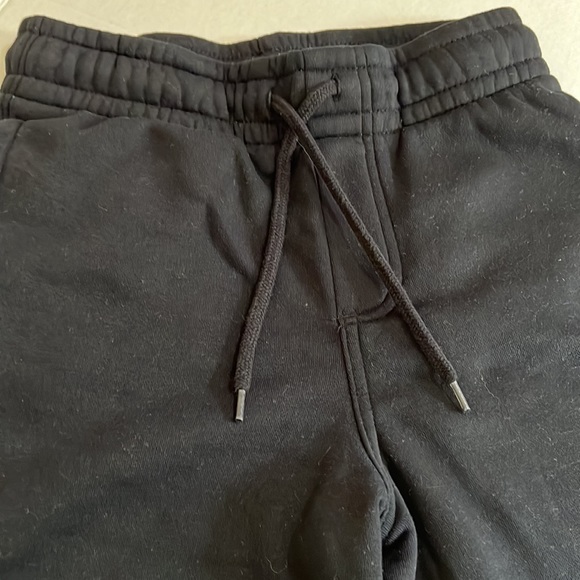 Good fellow & Co. Jersey Black Men’s Shorts. - Picture 2 of 5
